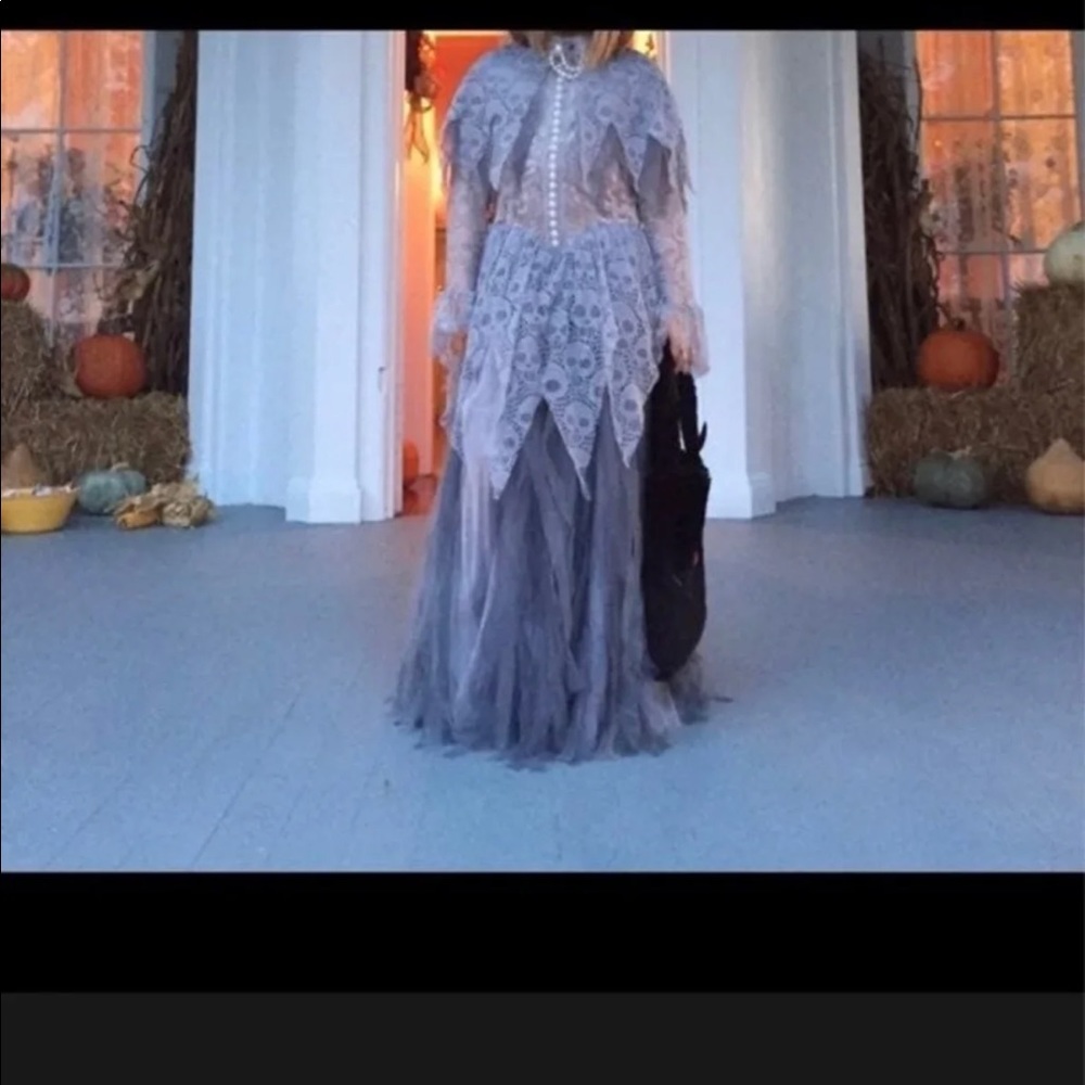 Ghost dress